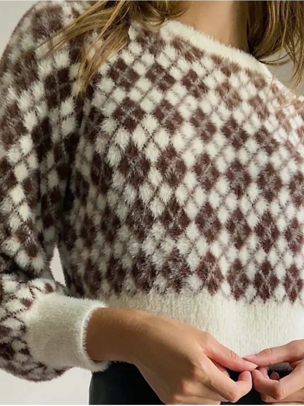 Aritzia Sunday Best Kitten Sweater – Brown/Cream Argyle – Size S